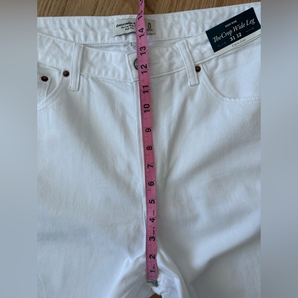 NEW Abercrombie & Fitch High Rise Crop Wide Leg Curve Love Jeans White Size 31 - Picture 8 of 14